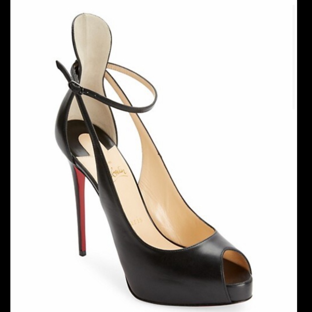 Christian Louboutin
Mascara Peep-Toe Leather Platform Pumps